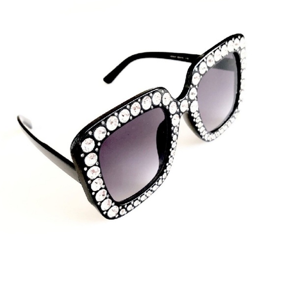 💥6 HOURS PRICE DROP Black Oversized Rhinestone - Picture 4 of 7